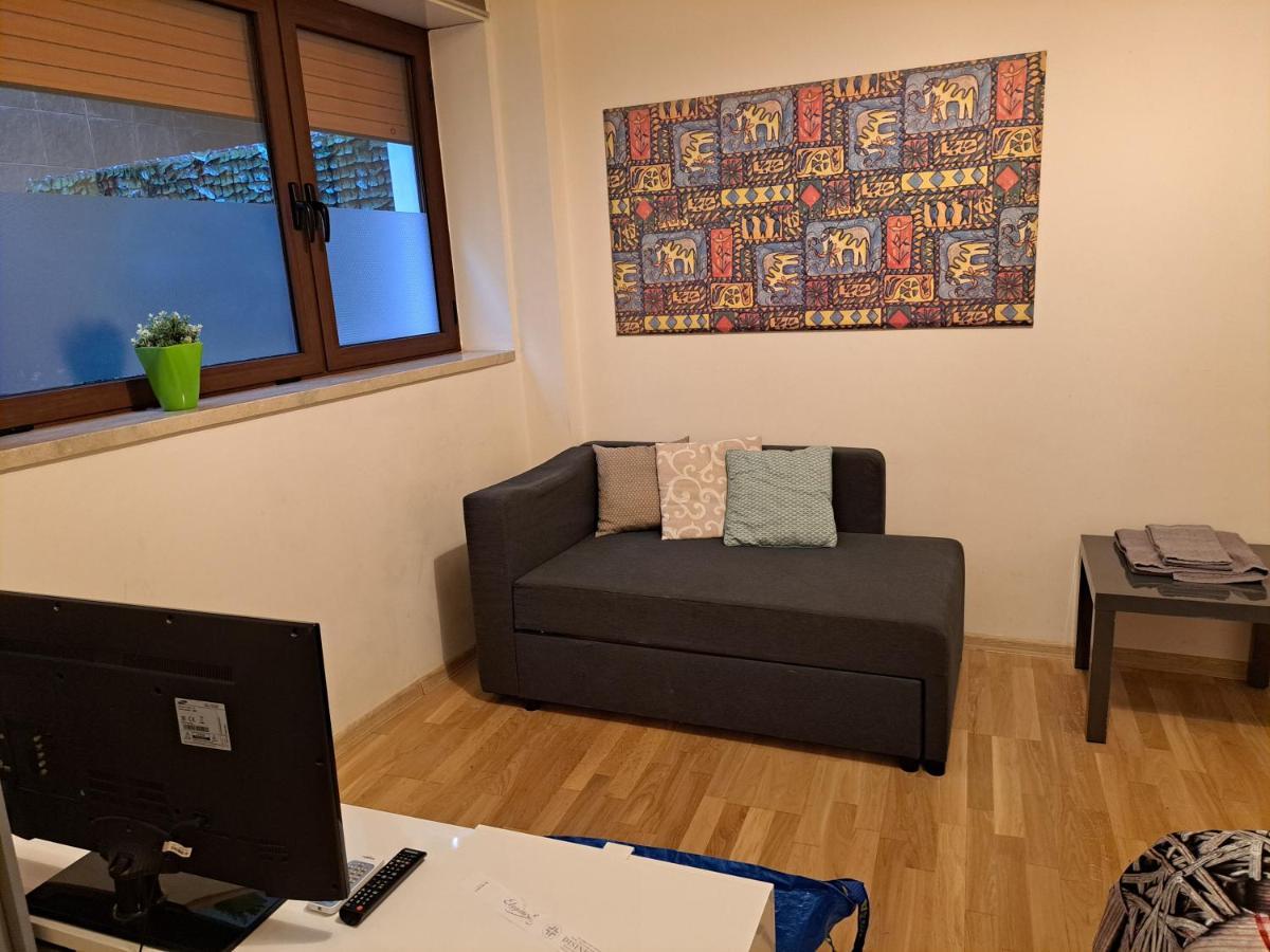 Residenza Marvasi 10 Apartment Caserta Bagian luar foto